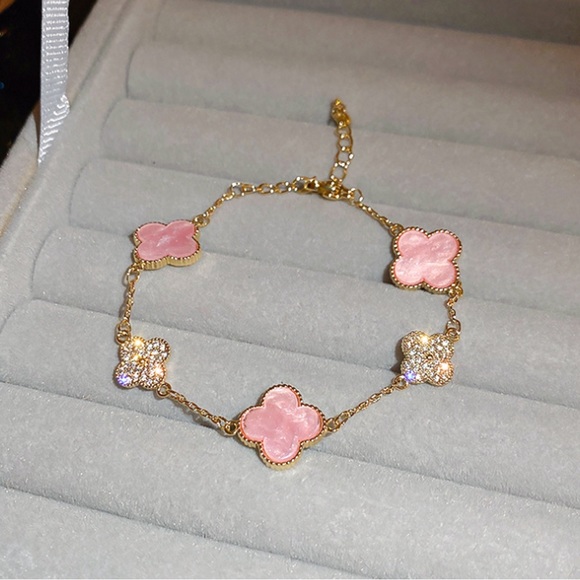 New! Pink clover bracelet, 18 k gold plated - Picture 2 of 5